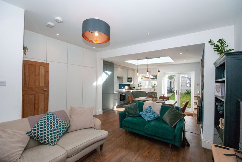 Family Dining Kitchen